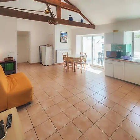 度假居 Spacieuse Maison Avec Terrasse Brasc